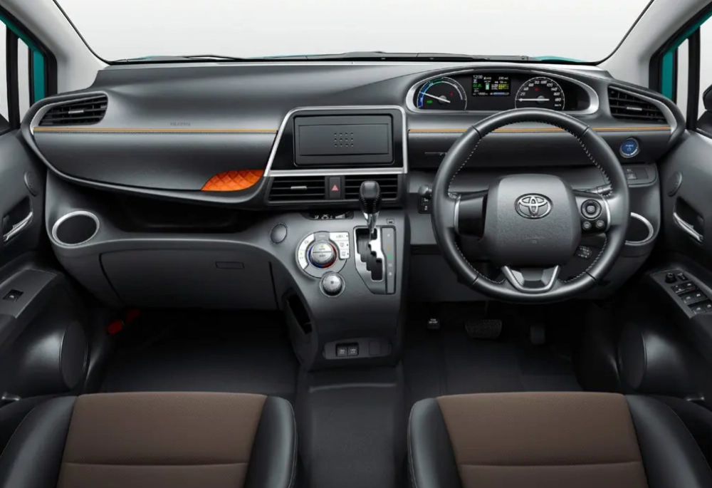 Toyota Sienta