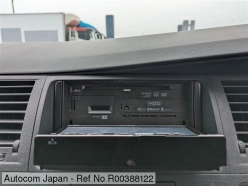 TOYOTA ISIS PLATANA V-SELECTION 2012