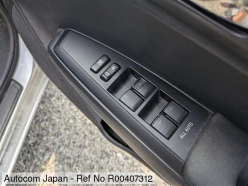 TOYOTA FIELDER G 2016