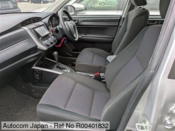 TOYOTA FIELDER X 2019