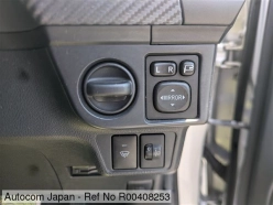 TOYOTA FIELDER X 2014
