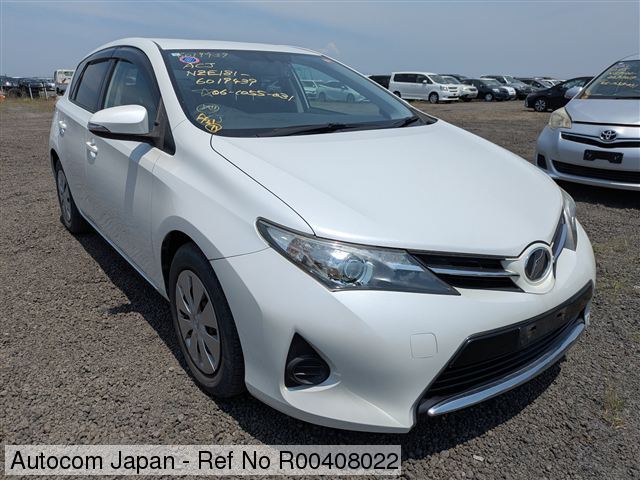 TOYOTA AURIS 150X 2015