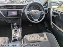 TOYOTA AURIS 150X 2015