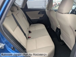 TOYOTA AURIS 180G 2013