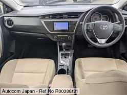 TOYOTA AURIS 180G 2013