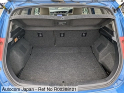 TOYOTA AURIS 180G 2013