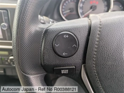 TOYOTA AURIS 180G 2013
