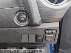 TOYOTA AURIS 180G 2013