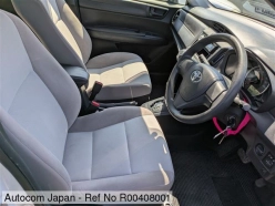 TOYOTA AXIO X 2016