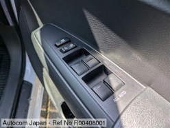 TOYOTA AXIO X 2016