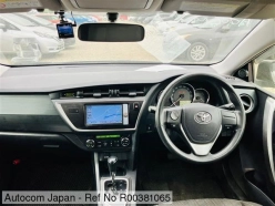 TOYOTA AURIS 150X 2014