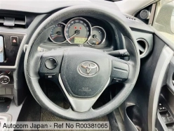 TOYOTA AURIS 150X 2014
