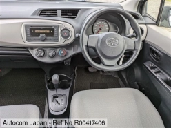 TOYOTA VITZ F 2013