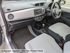 TOYOTA VITZ F 2013